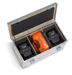 Husqvarna Opbergbox Hout 2x Accu & Lader -Husqvarna 529475101 7 HUSQVARNA20OPBERGBOX20HOUT202X20BLI20ACCU2020QC20LADER