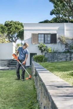 Husqvarna 115il Accu Trimmer Ex Accu -Husqvarna 967098801 18 Husqvarna20115iL20Graskant20trimmer