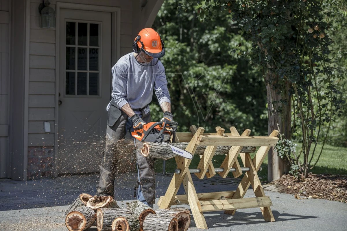 Husqvarna 130 Kettingzaag - 36cm 2 Pk 5 Husqvarna 130 Kettingzaag - 36cm 2 Pk - Afbeelding 3