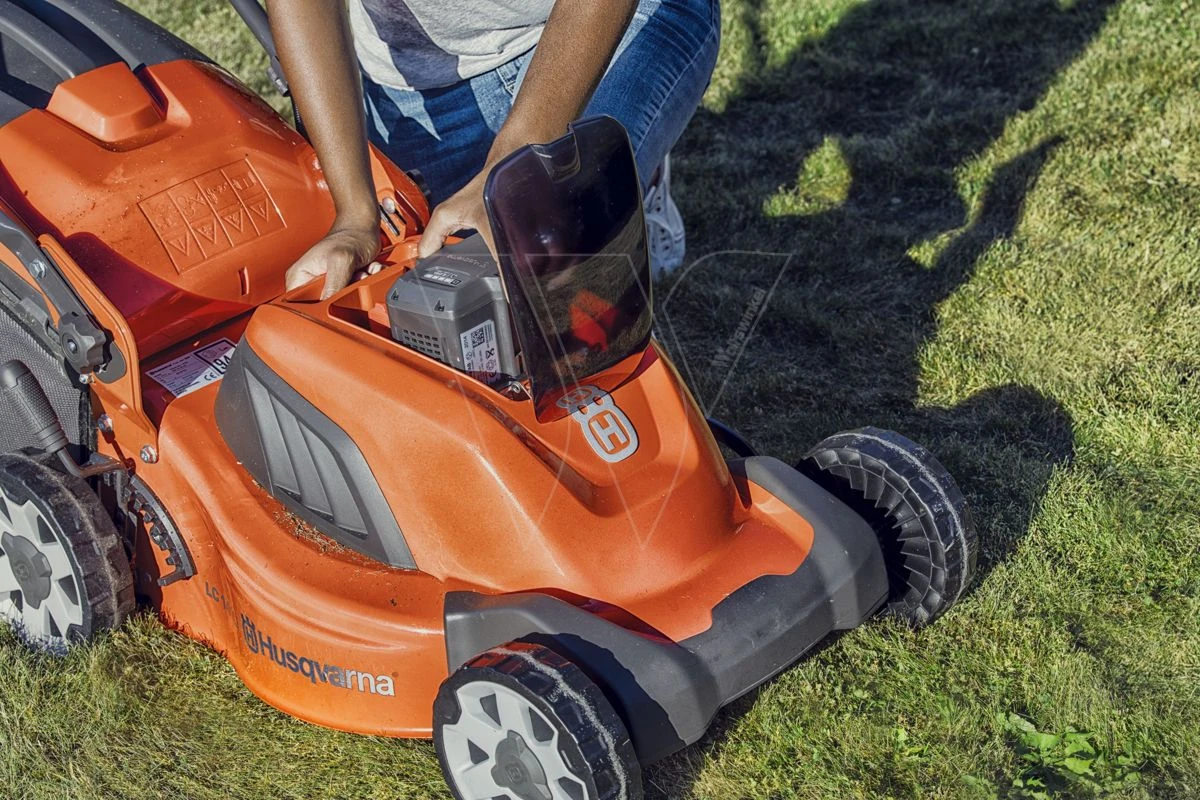 Husqvarna Lc141i Gazonmaaier Exc.accu 9 Husqvarna Lc141i Gazonmaaier Exc.accu - Afbeelding 7