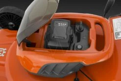 Husqvarna Lc142is Accumaaier Incl. Accu -Husqvarna 970541903 4 HUSQVARNA20LC142IS20ACCUMAAIER20INCLUSIEF20ACCU20EN20LADER