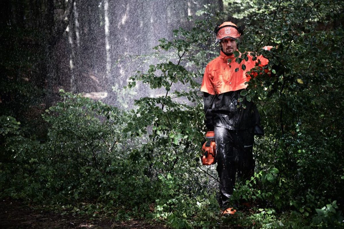 Husqvarna Regenjas Maat 50 / M 4 Husqvarna Regenjas Maat 50 / M - Afbeelding 2